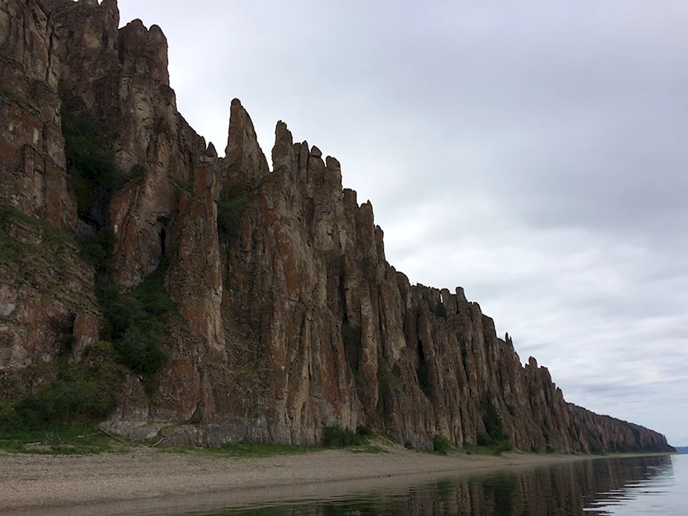 Бутылочная скала в Якутии