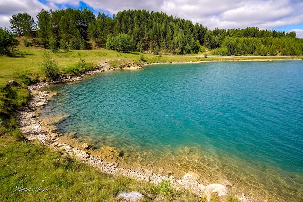 Голубое озеро Карпинск