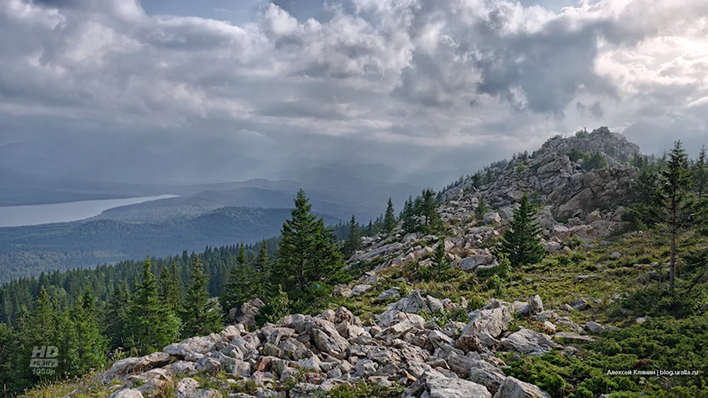 Гора Лукаш Зюраткуль