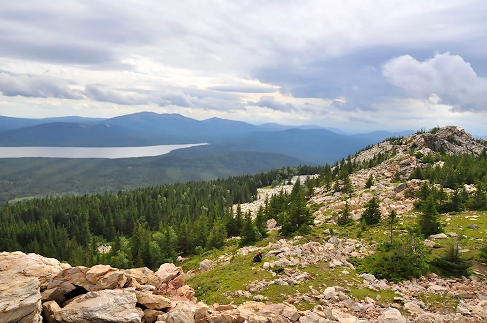 Гора Лукаш Зюраткуль