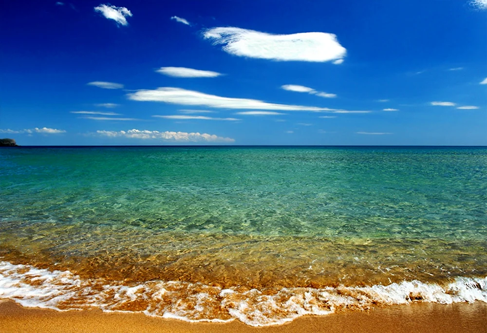 Летом на море