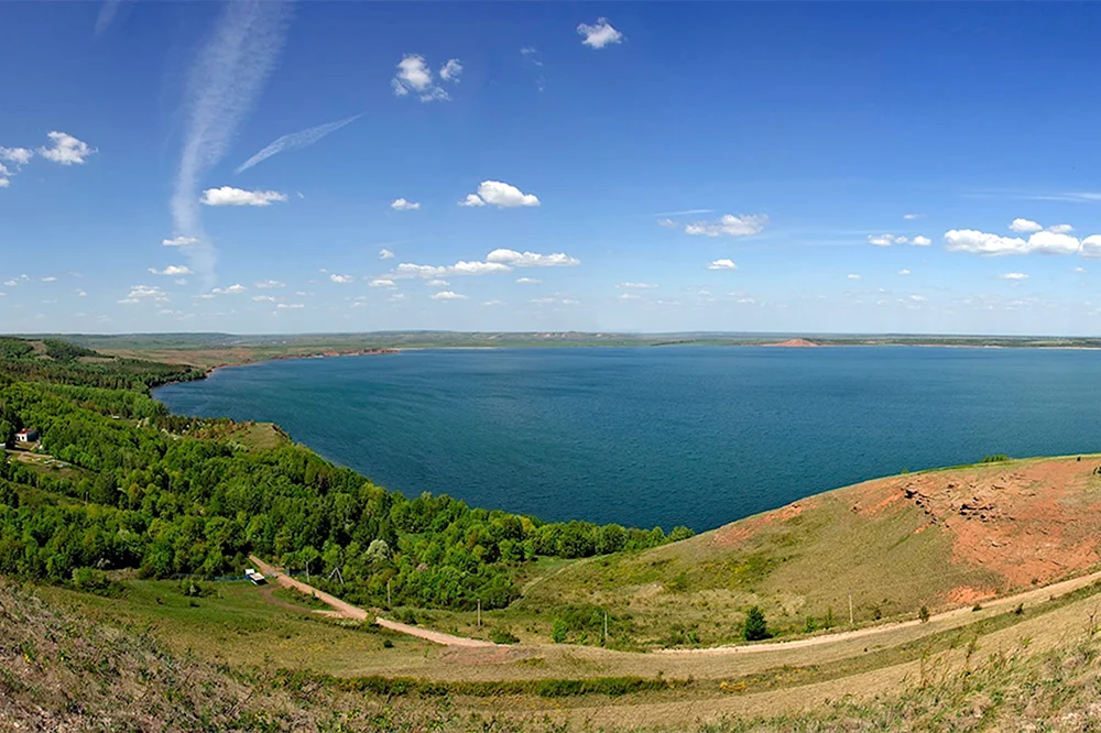 Озеро Аслыкуль в Башкортостане