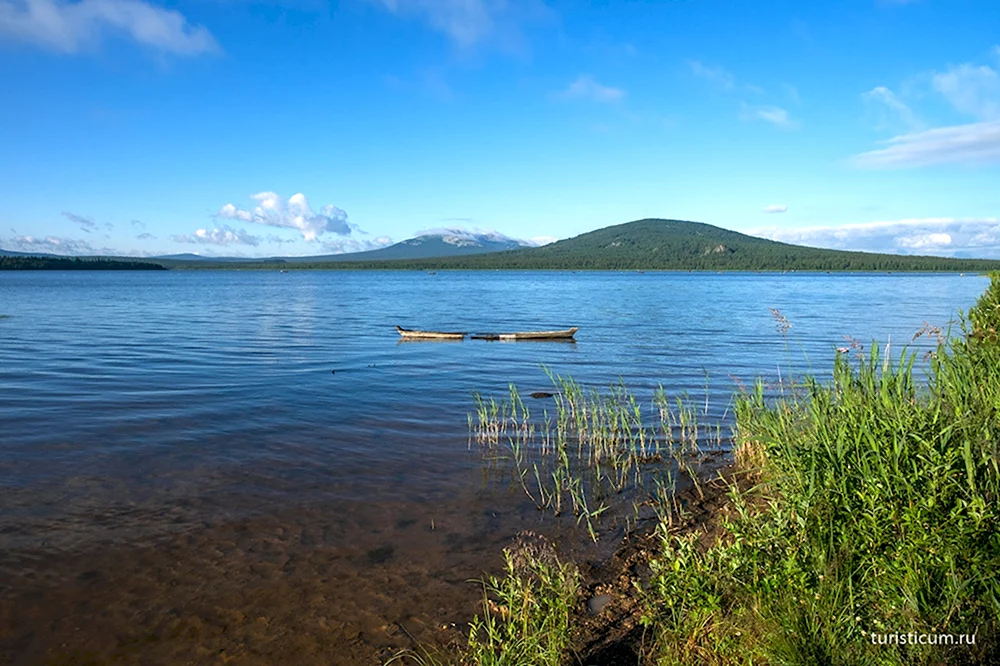 Озеро Зюраткуль