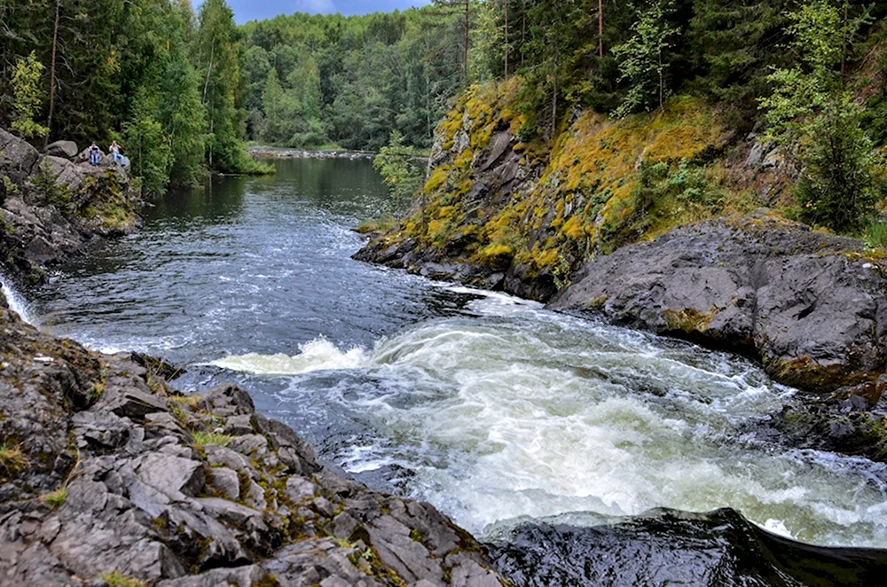 Река суна Кивач