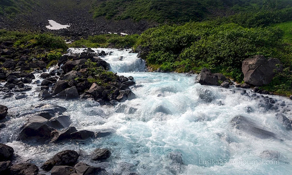 Водопад Медвежий Камчатка