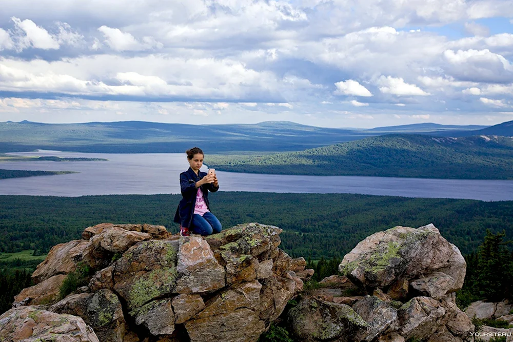 Зюраткуль гора