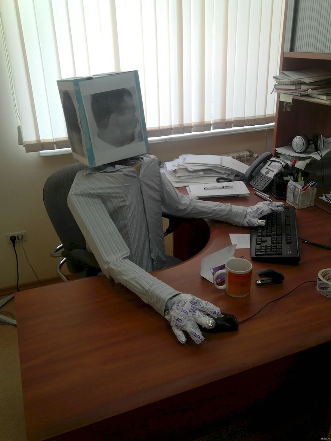 Рабочее место прикол