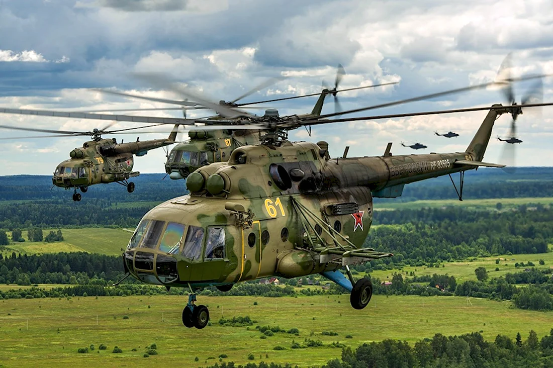 Вертолёт ми-8 военный