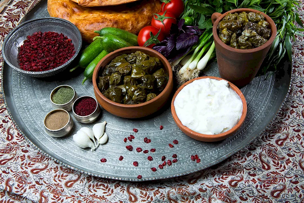 Азербайджанская Национальная кухня долма