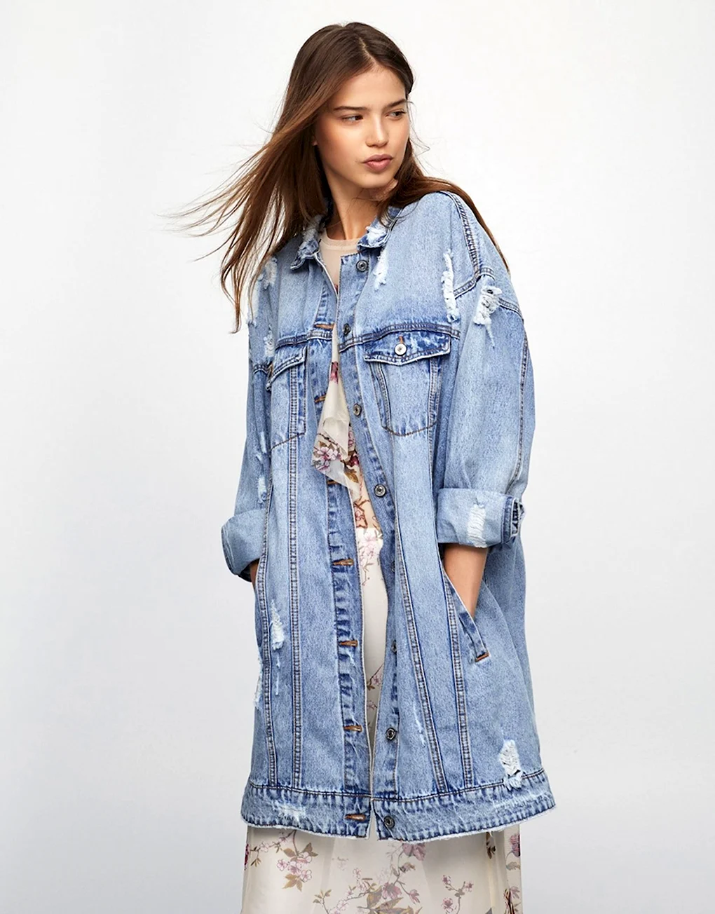 Джинсовая куртка Pull and Bear женская длинная