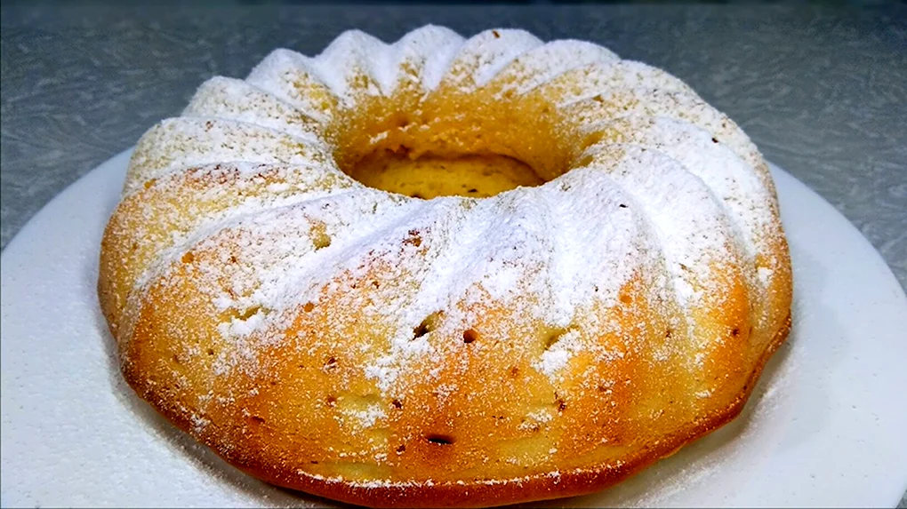 Кекс на кефире быстрый и вкусный