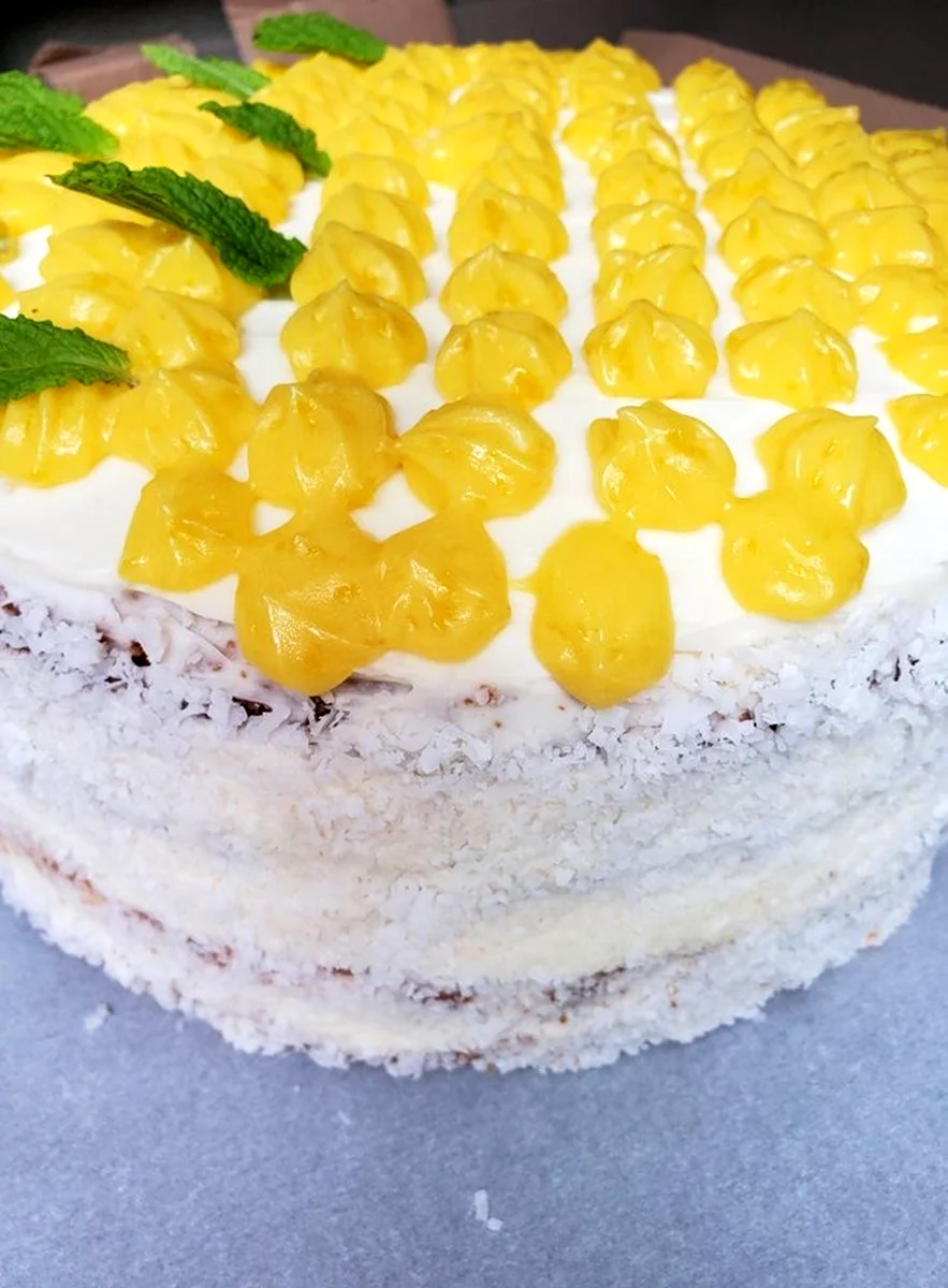 Кокосовый торт с лимонным курдом