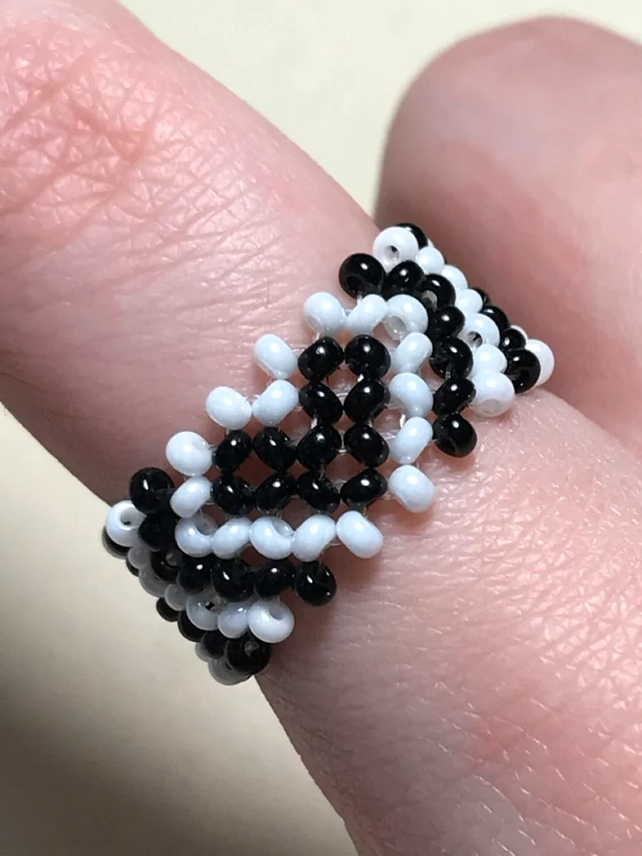 Кольца из бисера
