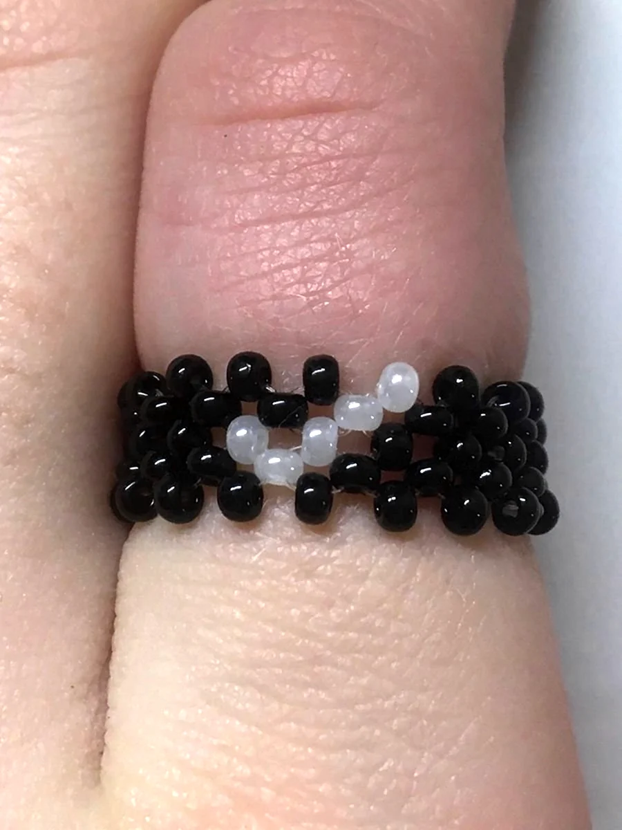 Кольца из бисера