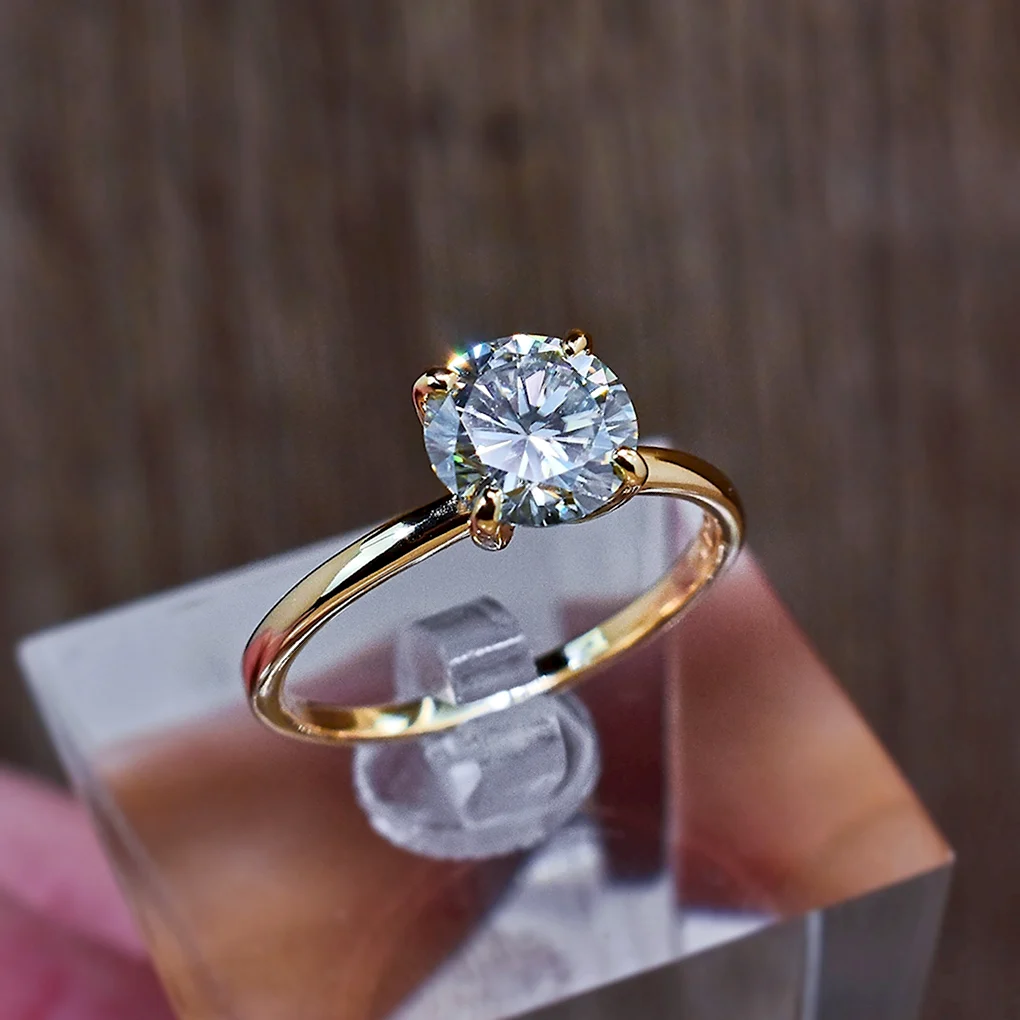Кольцо 1ct Муассанит Солитер с бриллиантами