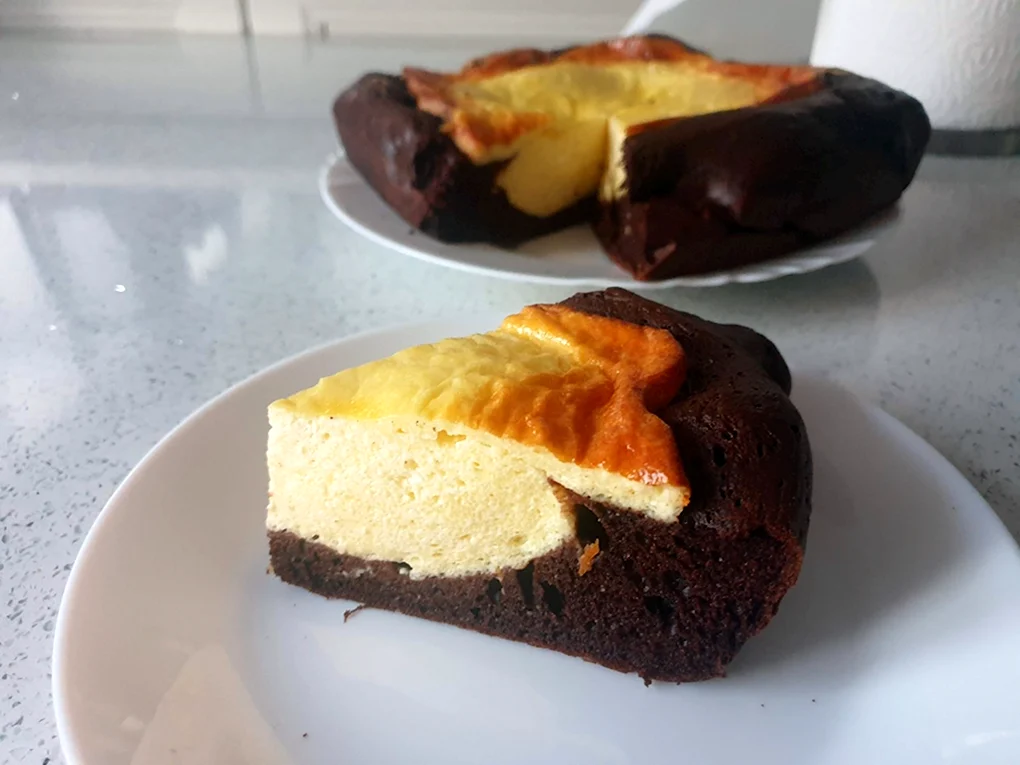 Королевская ватрушка с соусом из хурмы