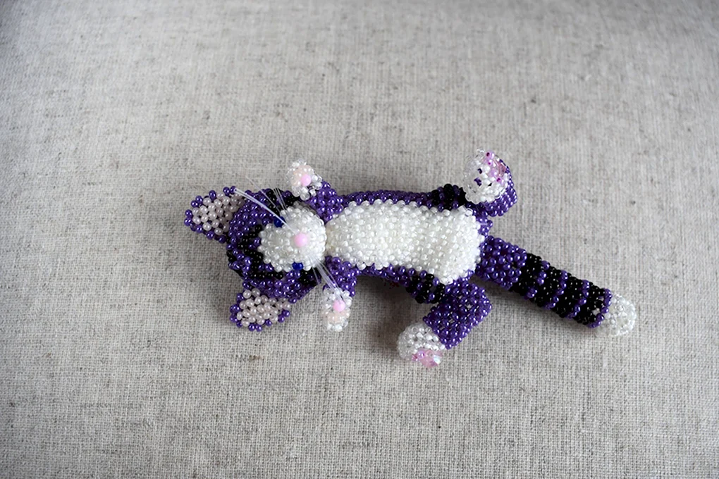Кошка из бисера