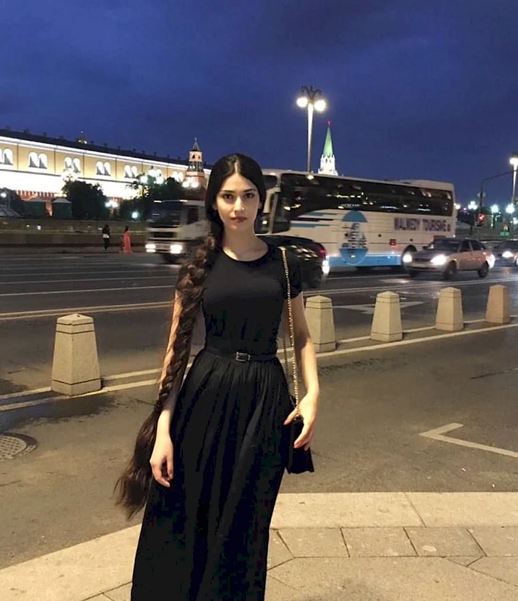 Мадина Нальгиева