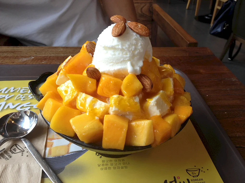 Mango Bingsu