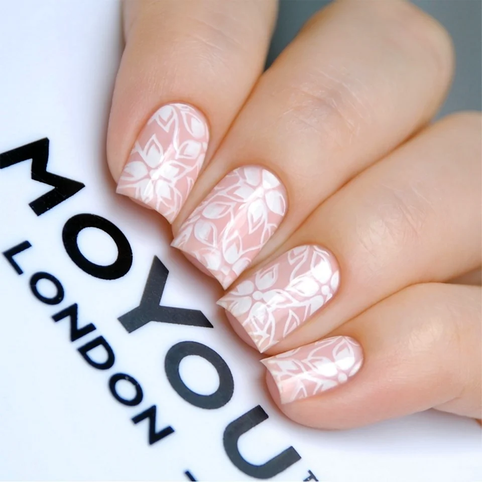Маникюр MOYOU London