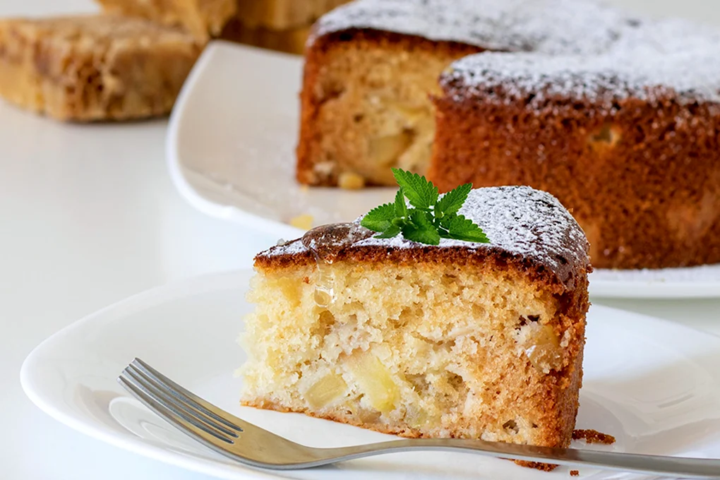 Медовая шарлотка