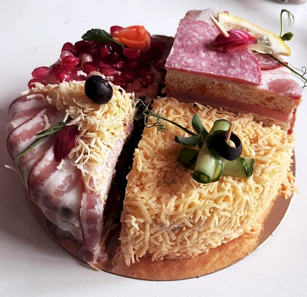Мясной торт