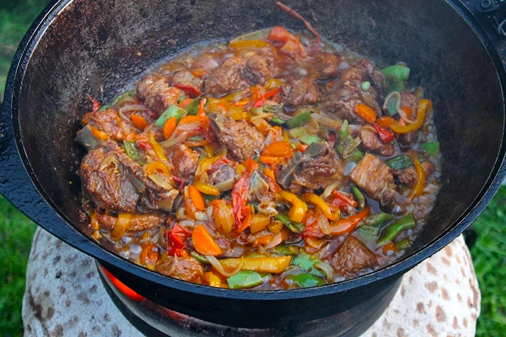 Мясо в казане