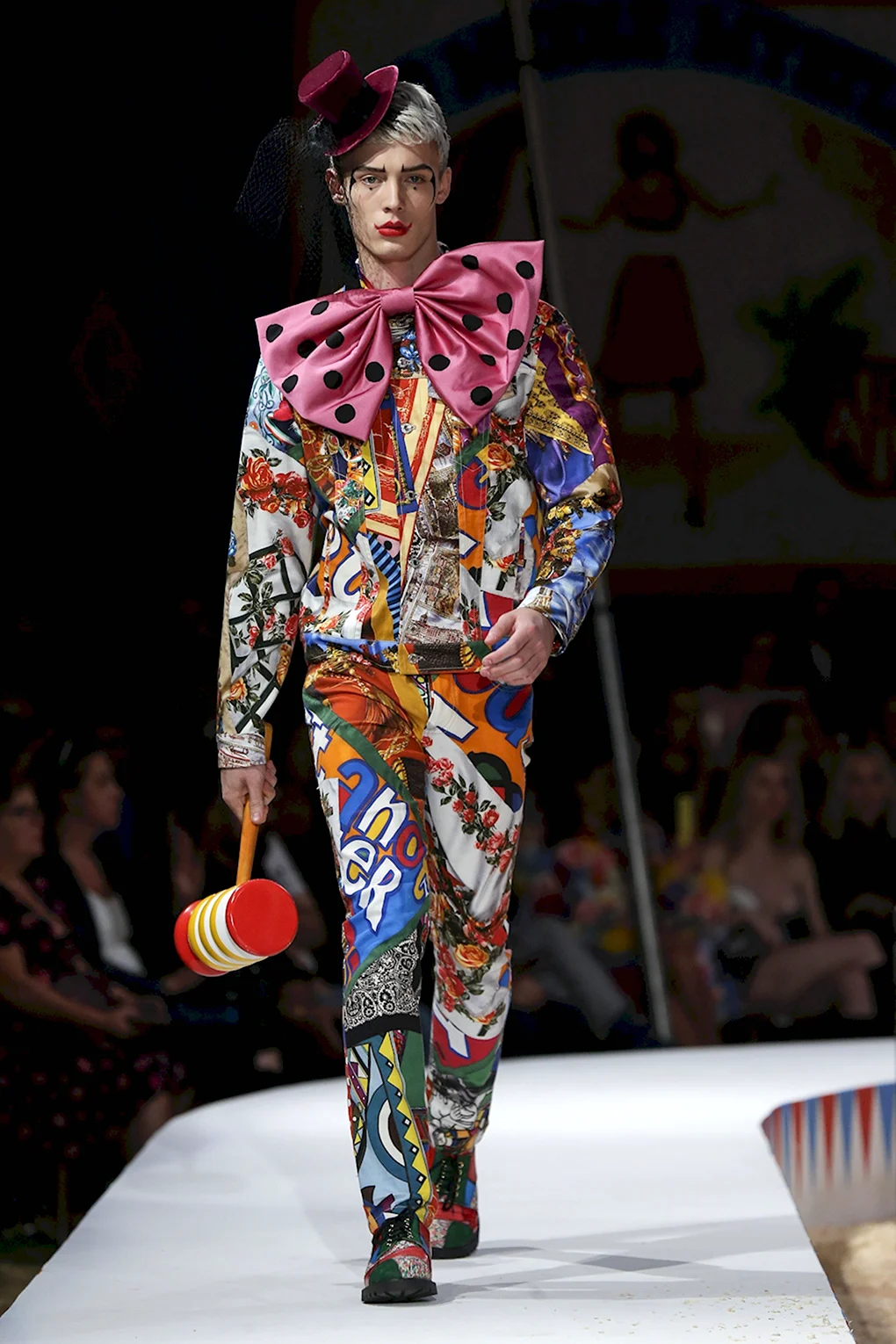Moschino 2019