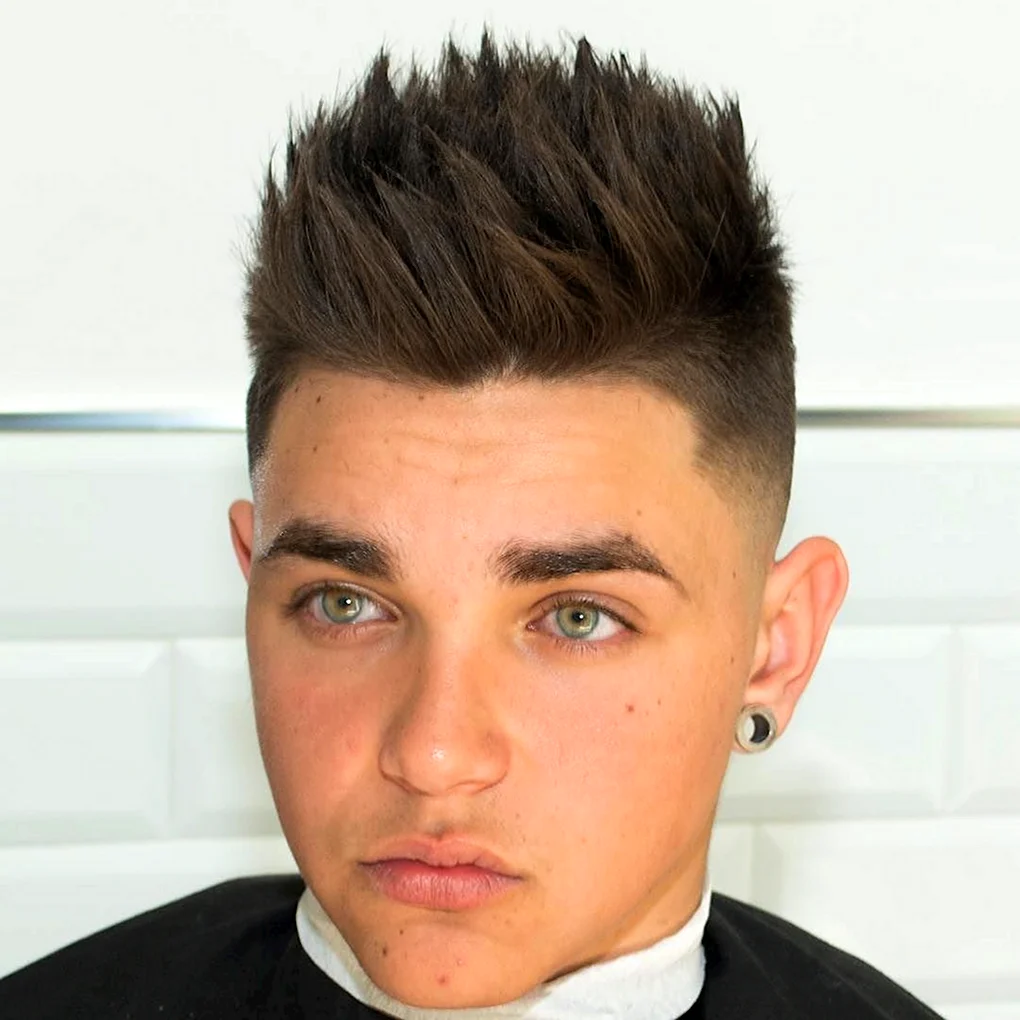Мужская стрижка Spiky hair