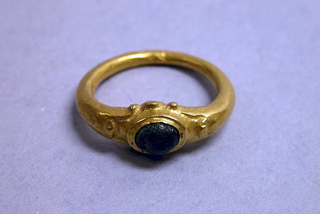 Перстень Metropolitan Museum Langobardic Byzantine Ring