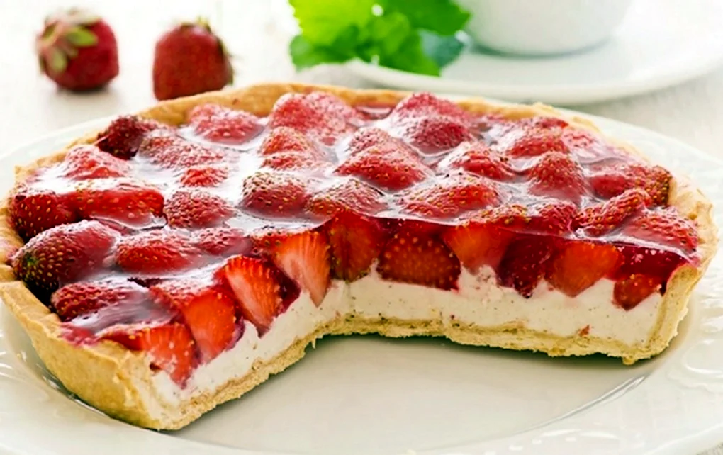 Пирог с клубникой