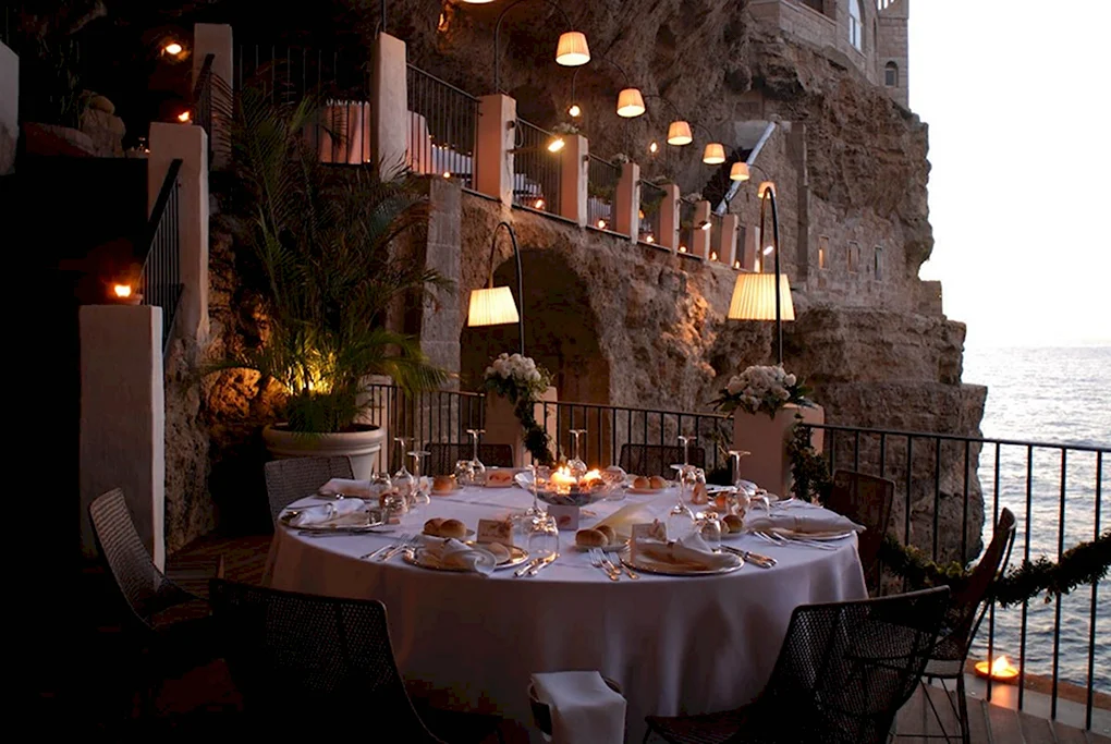 Ресторан Grotta Palazzese Италия