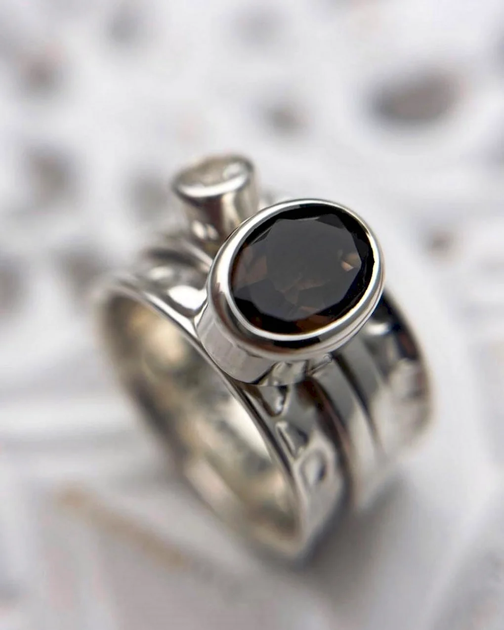 Серебряное кольцо агат 5.56