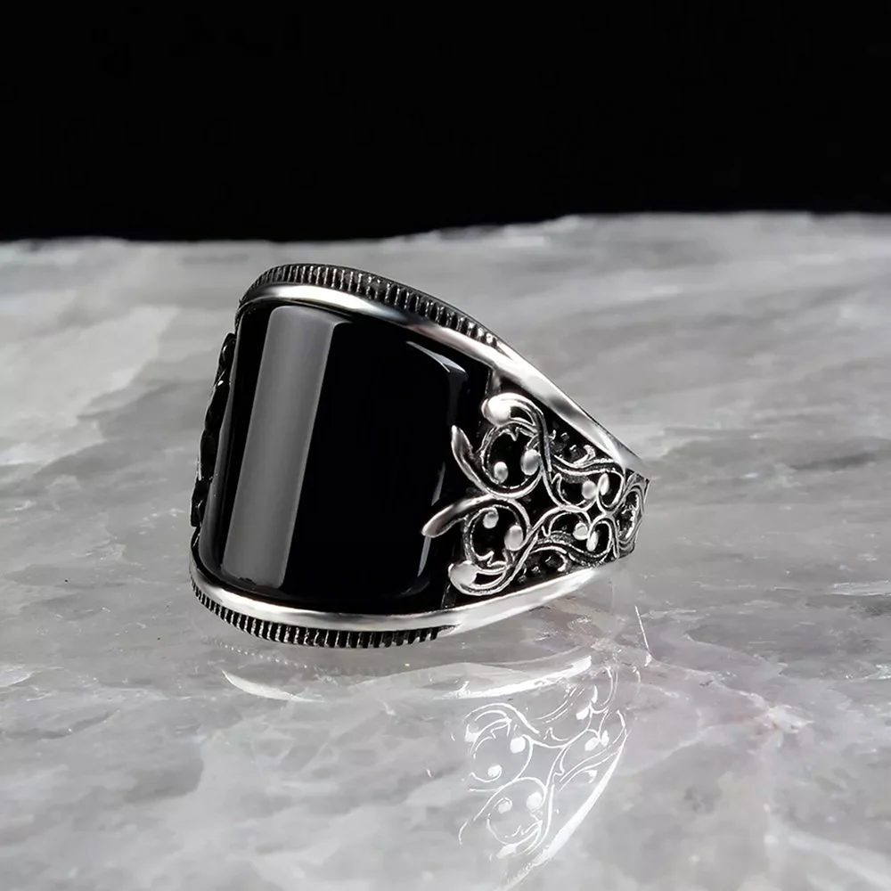 Серебряное кольцо Silver 925