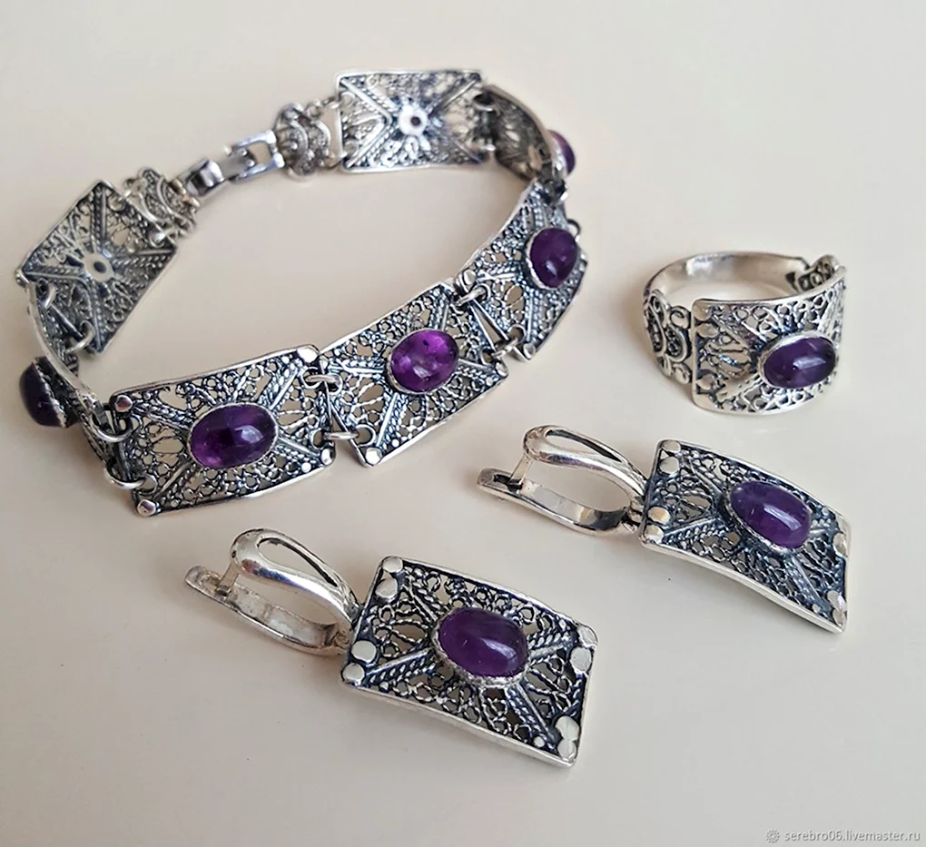 Серебряные украшения