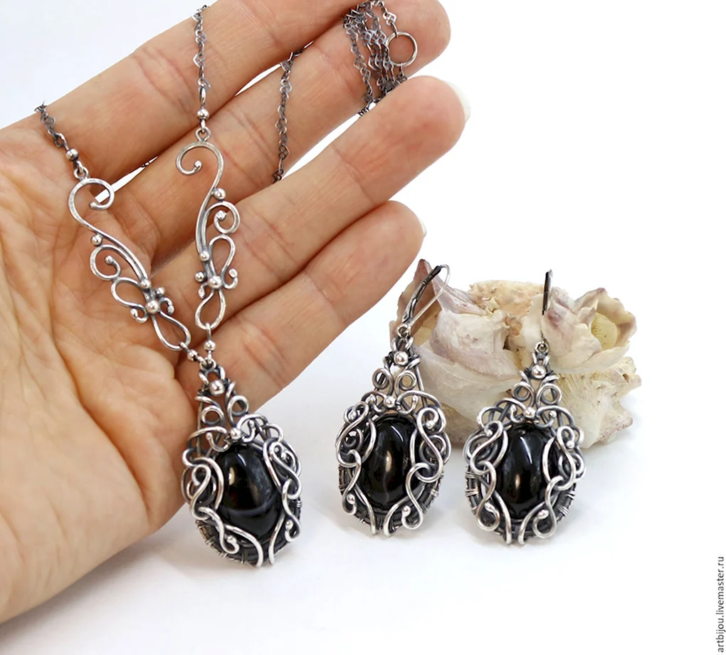 Серебряные украшения