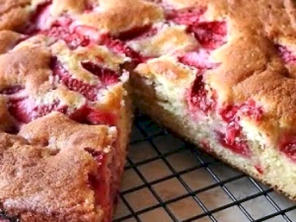 Шарлотка Строуберри