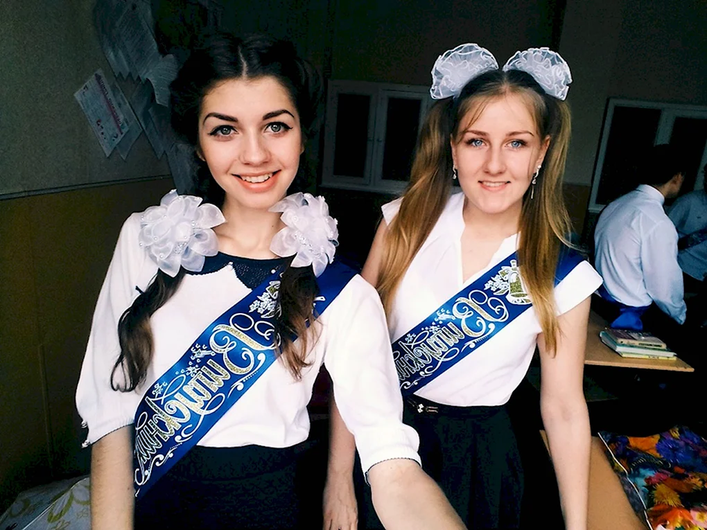 Современные выпускницы