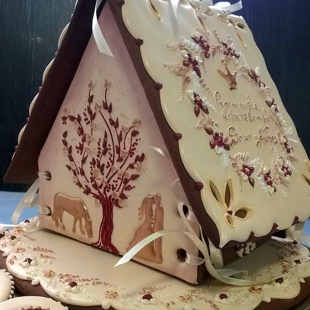 Свадебный домик из пряника