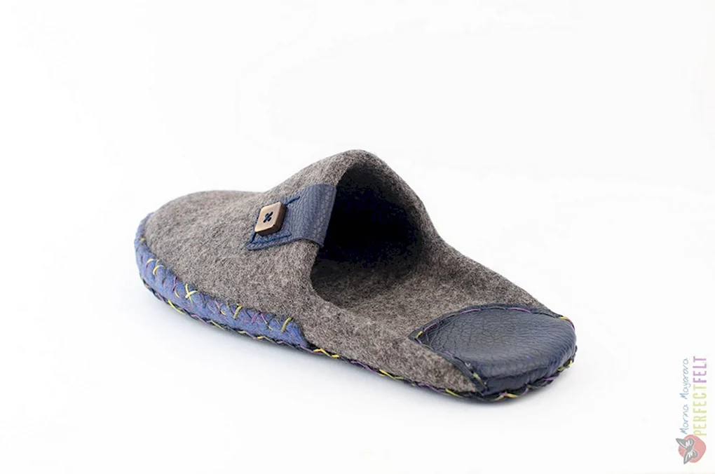 Тапочки sideways Slipper