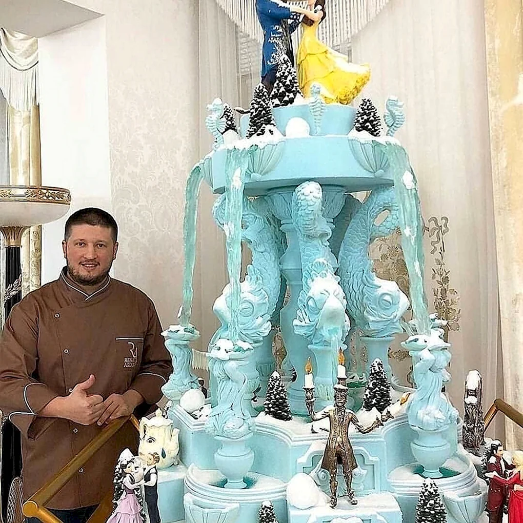 Торт дворец Рената Агзамова