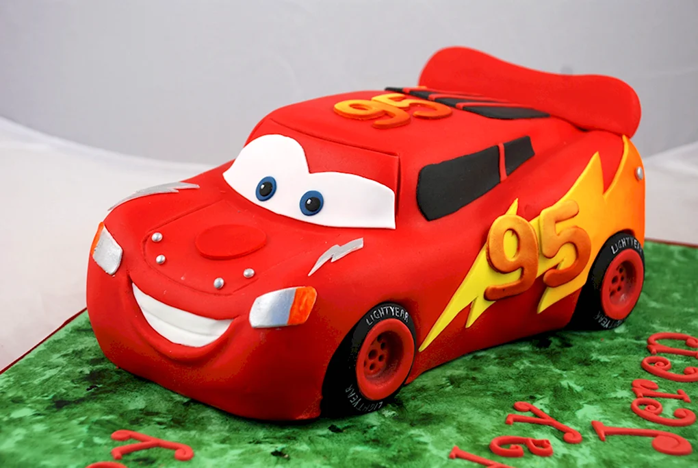 Tort машинка Маквин