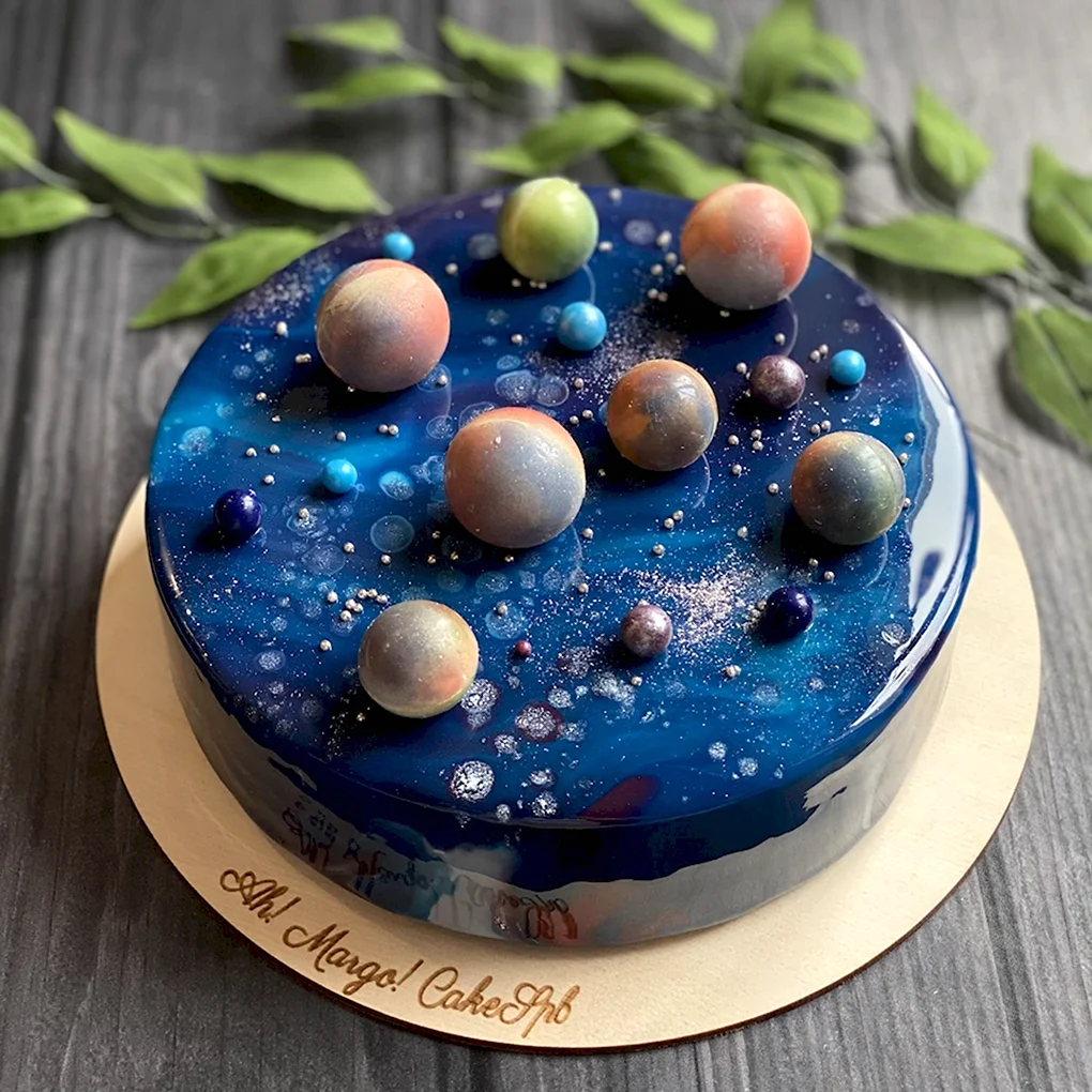 Торт с зеркальной глазурью космос