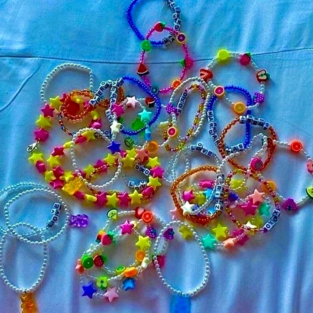 Украшения из бисера