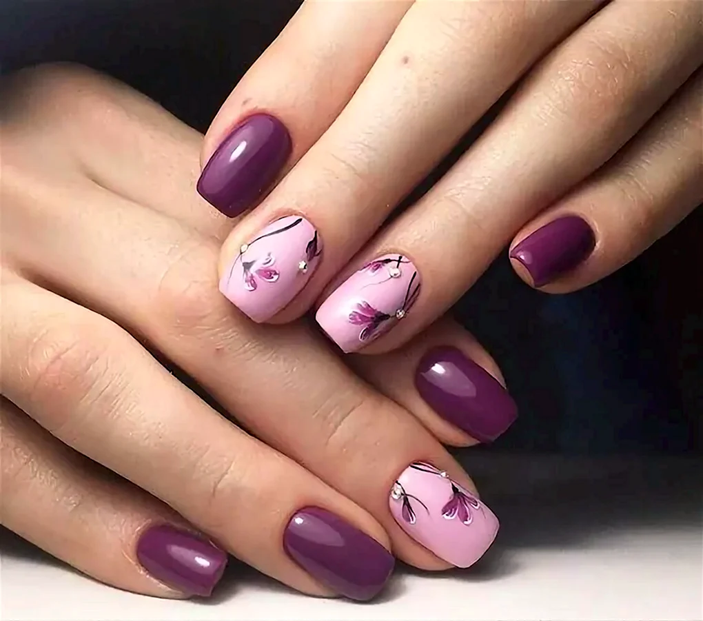 Весенний маникюр на короткие ногти